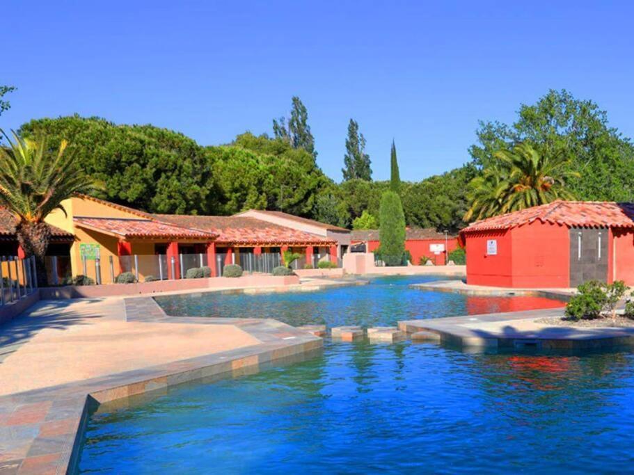 Appartement Residence Vacances Amandier Arles Kültér fotó