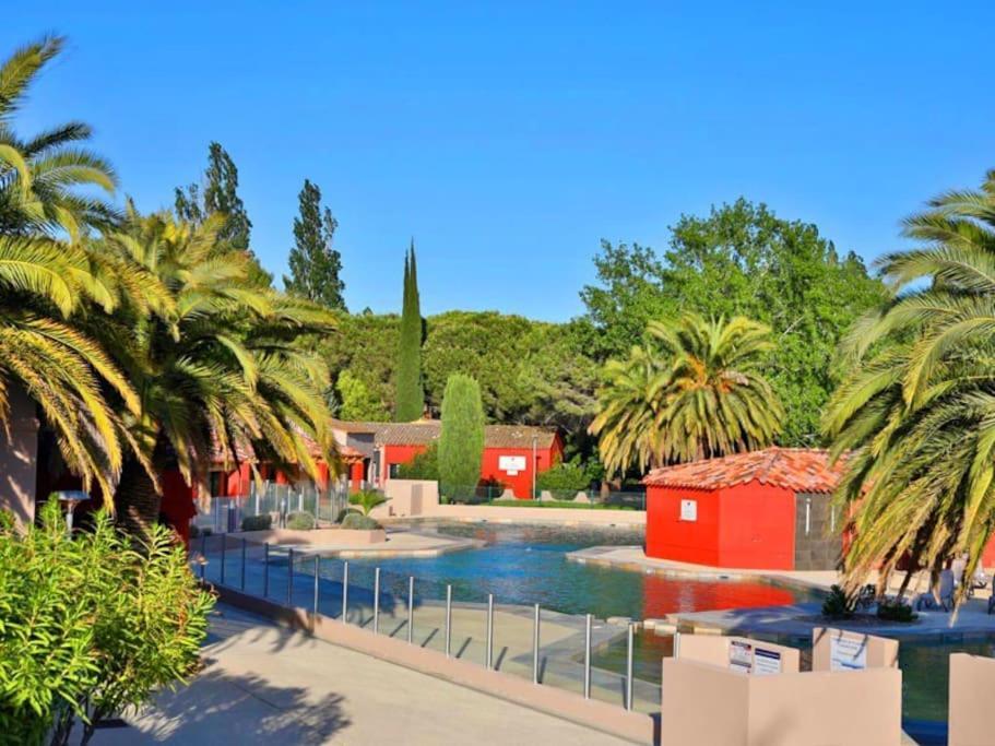 Appartement Residence Vacances Amandier Arles Kültér fotó